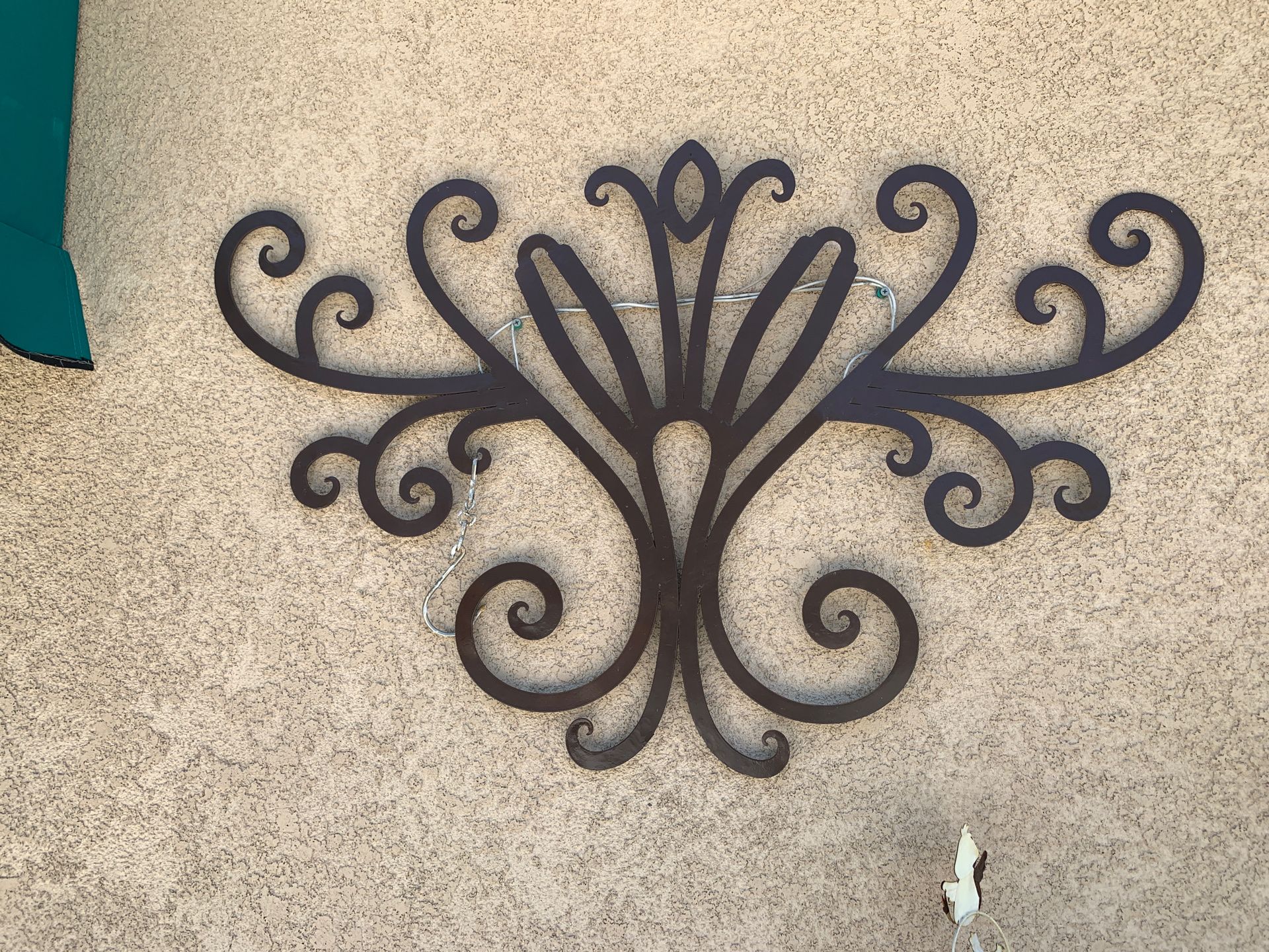 Wrought iron wall decor piece