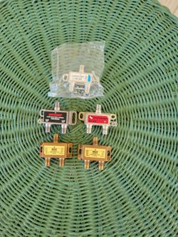 2 Way Splitters/Cables/Ethernet Cables