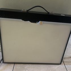  Bretford Acculight Portable Table Still Picture Projector Light Box with Carrying Case