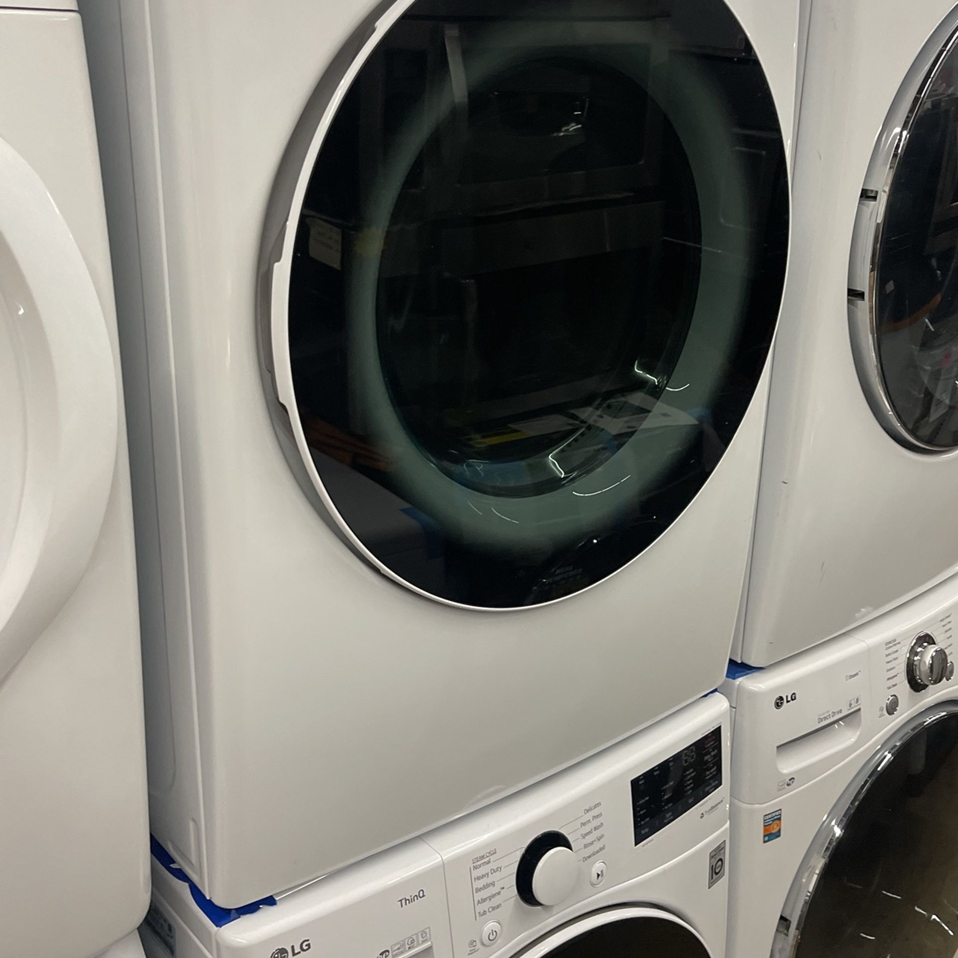 LG Washer And Gas Dryer Set Like New