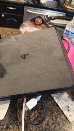 PS4 plus Controller