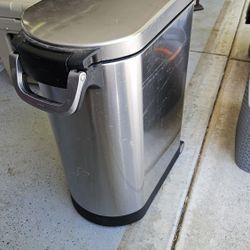 Simplehuman Dogfood Storage Container