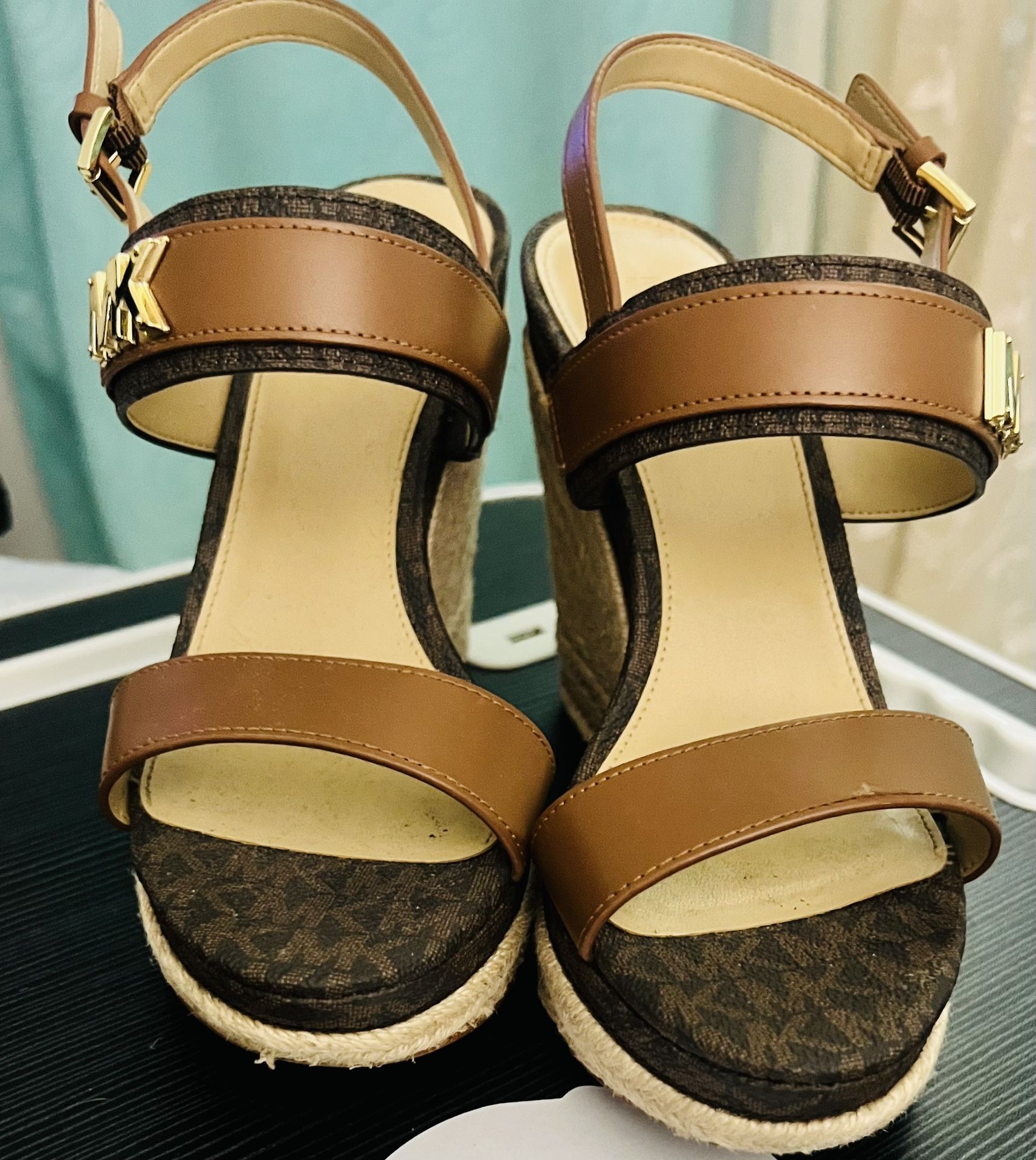 Micheal Kors Deanna Logo Wedges