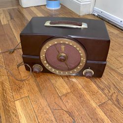 Vintage 1950s Mid Century Zenith AM/FM H725 Bakelite Tube Radio Tested Works play loud