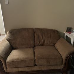 Loveseat 