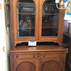 Oak Wood China Cabinet 