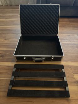 Pedaltrain pedalboard with hard case OBO