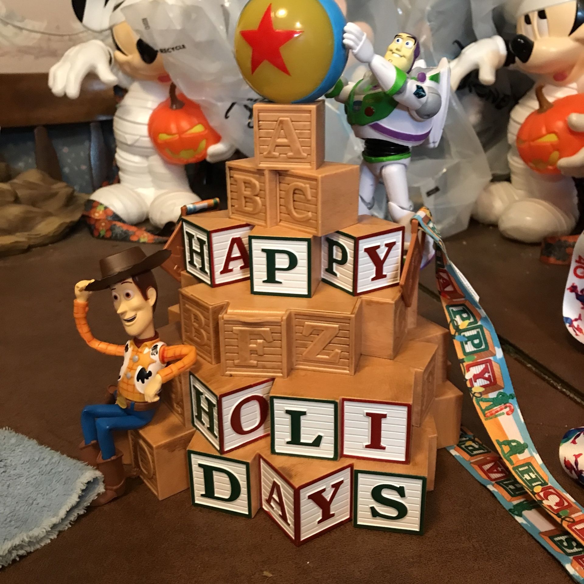 Woody Popcorn Bucket