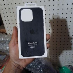 IPhone 16 pro Silicone Case