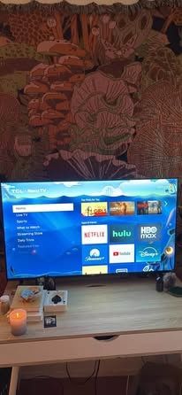 TCL - Roku TV Flatscreen