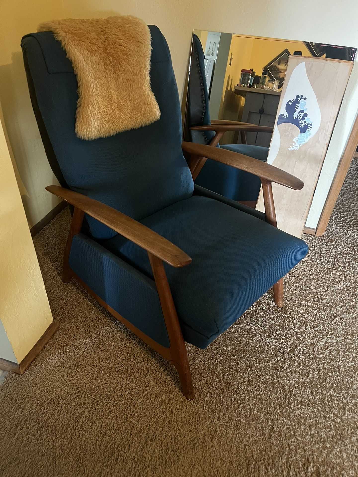 Mid century Modern Chair