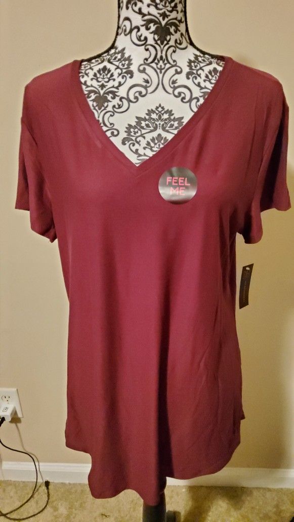 No Boundaries Brushed V Neck T Shirt Size XXL