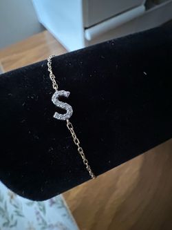 Letter S diamond bracelet 14k