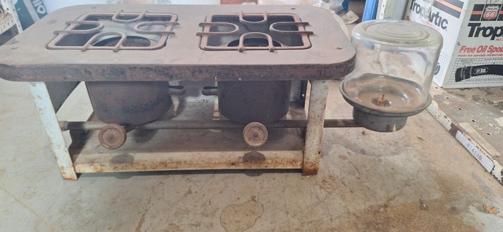 Antique Kerosene Cook Stove