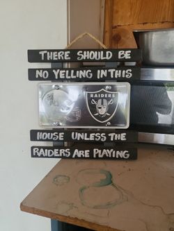 Raider Wall Hanging 