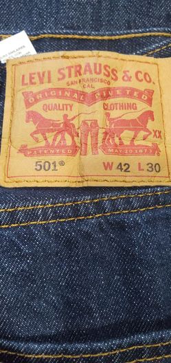 PAGUE 65 ..BRAND NEW . PREWASHED.  NUEVO  TALLA 42  LARGO 30 MUY GRANDE PARA MI