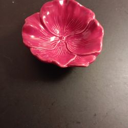 GORGEOUS Vietri Italy Red 5" Floral Pedestal Bowl.

