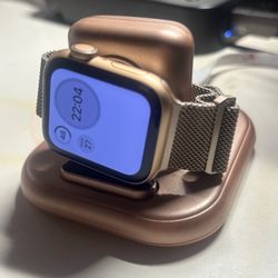 Apple Watch SE Rose Gold 