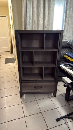 Bookshelf