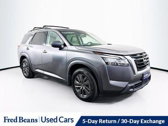 2022 Nissan Pathfinder