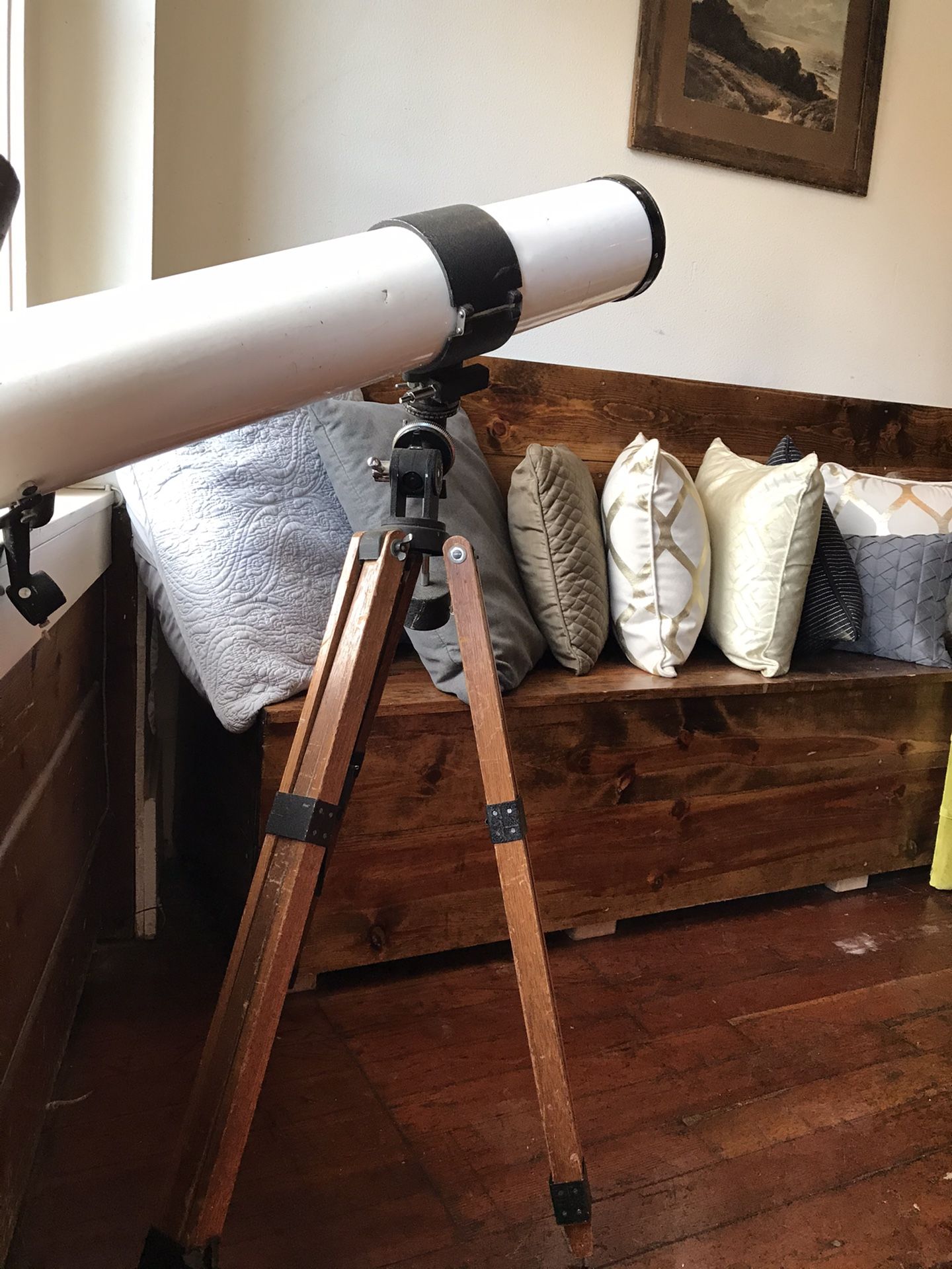 Lovely Decorative Telescope.