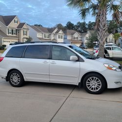 2008 Toyota Sienna