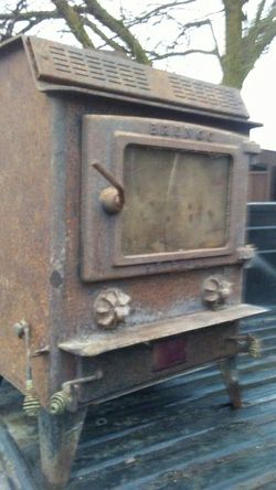 brunco spitfire stove furnace for Sale in Indianapolis, IN - OfferUp