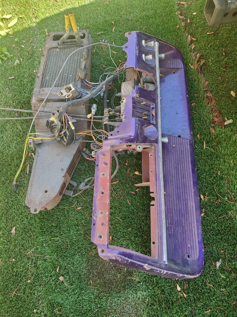 61 Impala Dash Cluster With Heater Bix Glove Box Door Guages Original See Pictures