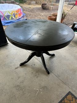 Table With 4 Chairs