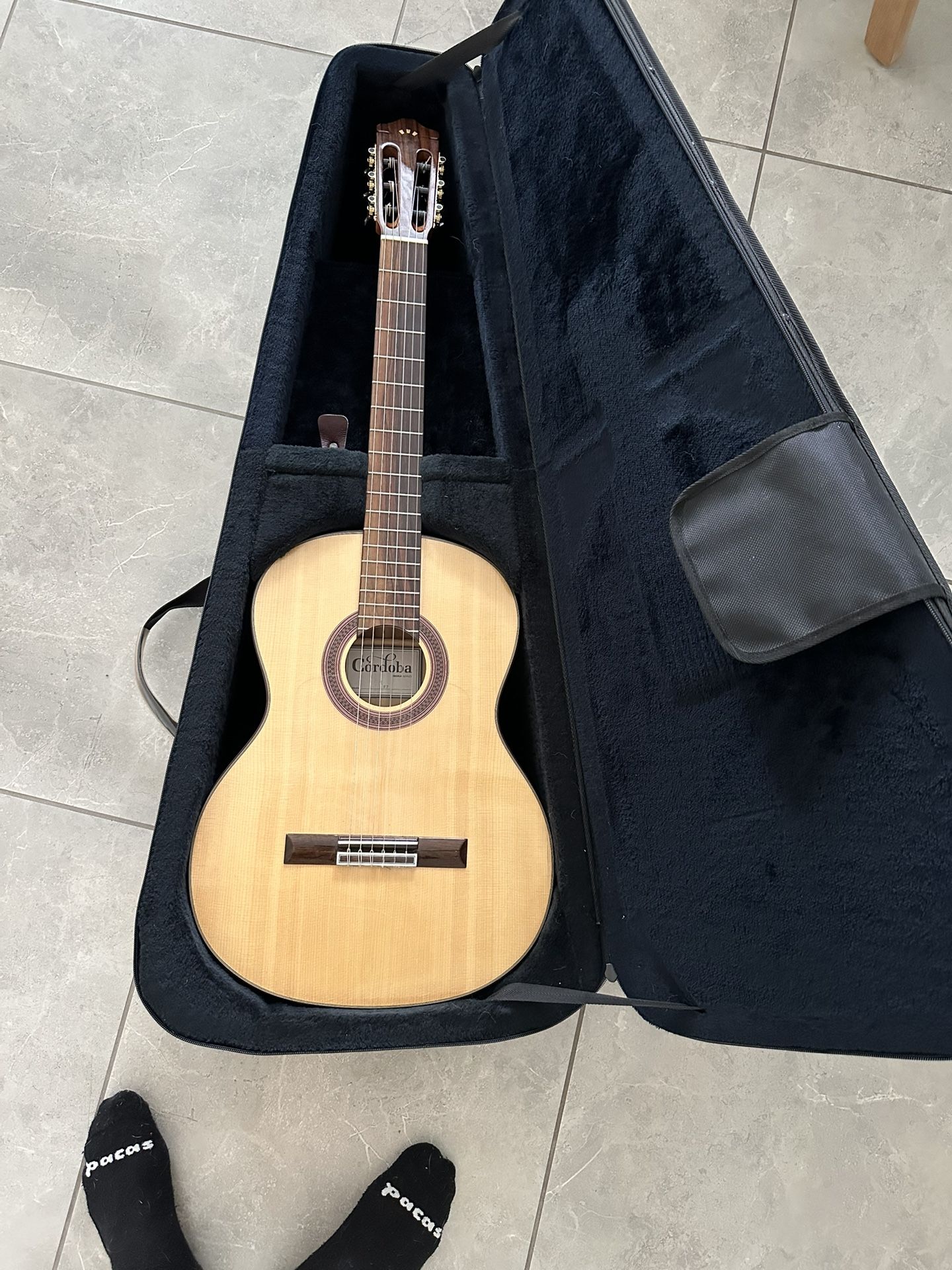 Cordoba F7 Nylon Guitar + Case + Accessories