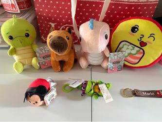 Lot of Miscellaneous Plush Toys