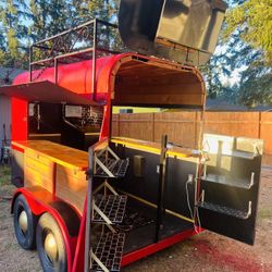 1984 MANU HORSETLR remodeled Food/ Bar/ Coffee/ Show trailer