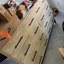 Nadeau 8 Drawer Dresser