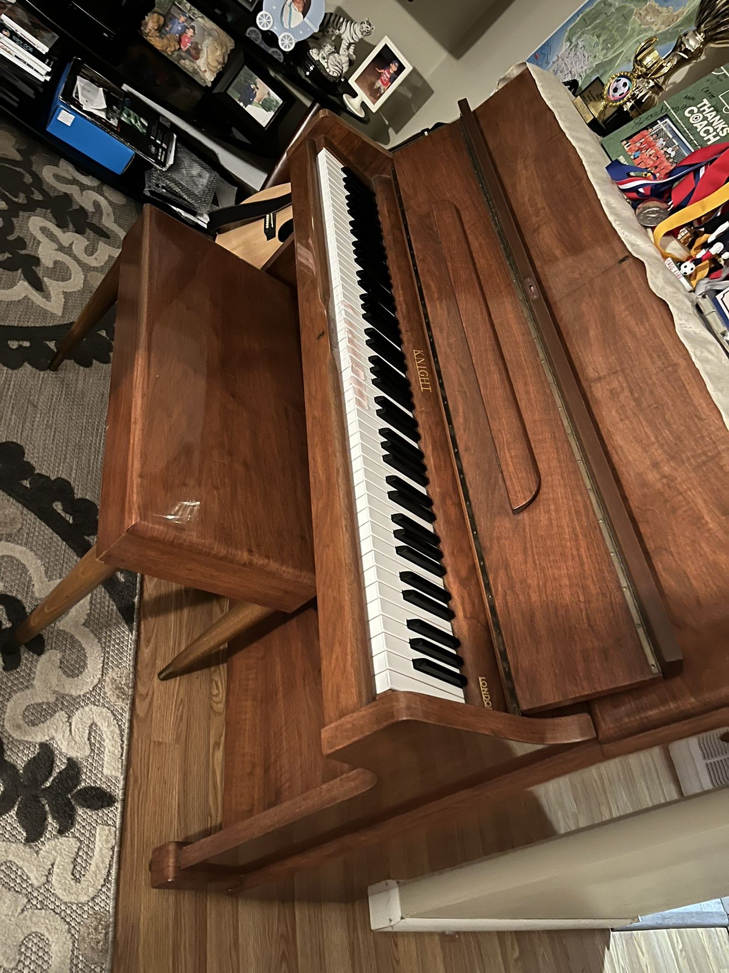 Piano KNight