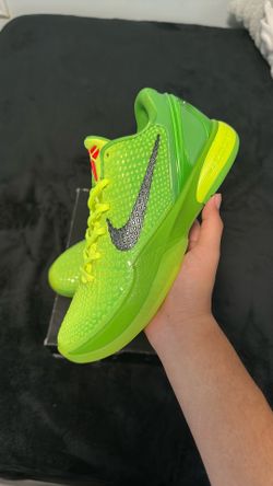 Kobe Grinch Size 8