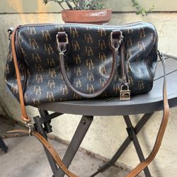 Dooney & Bourke Bag