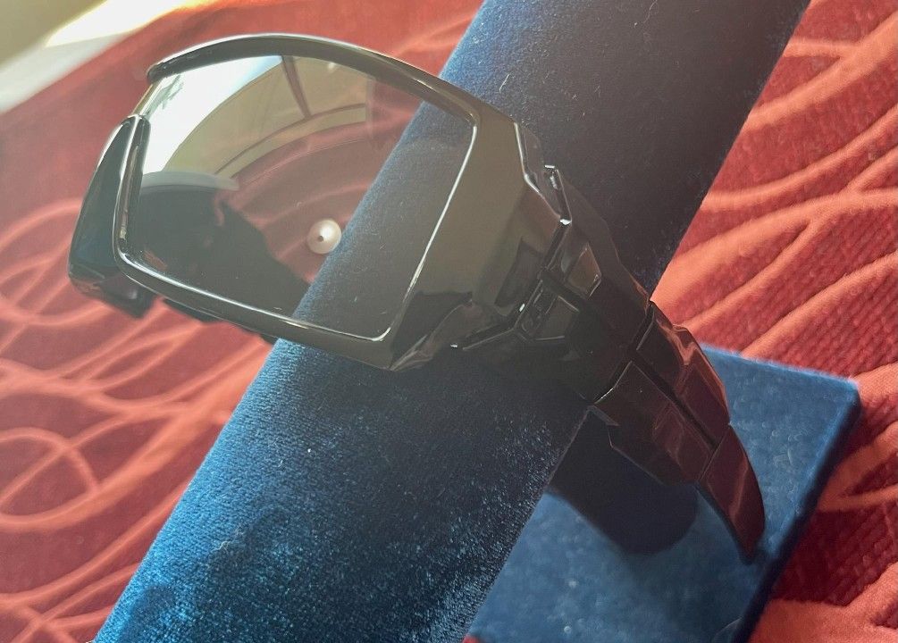 Black Frame Sunglasses 