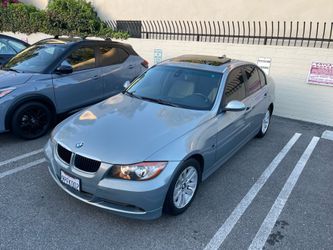 BMW 328i