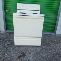 Whirlpool White Stove