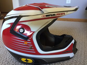 Men's medium No Fear helmet