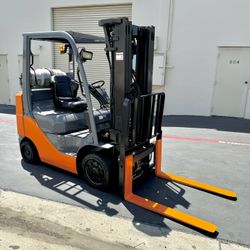 Forklift