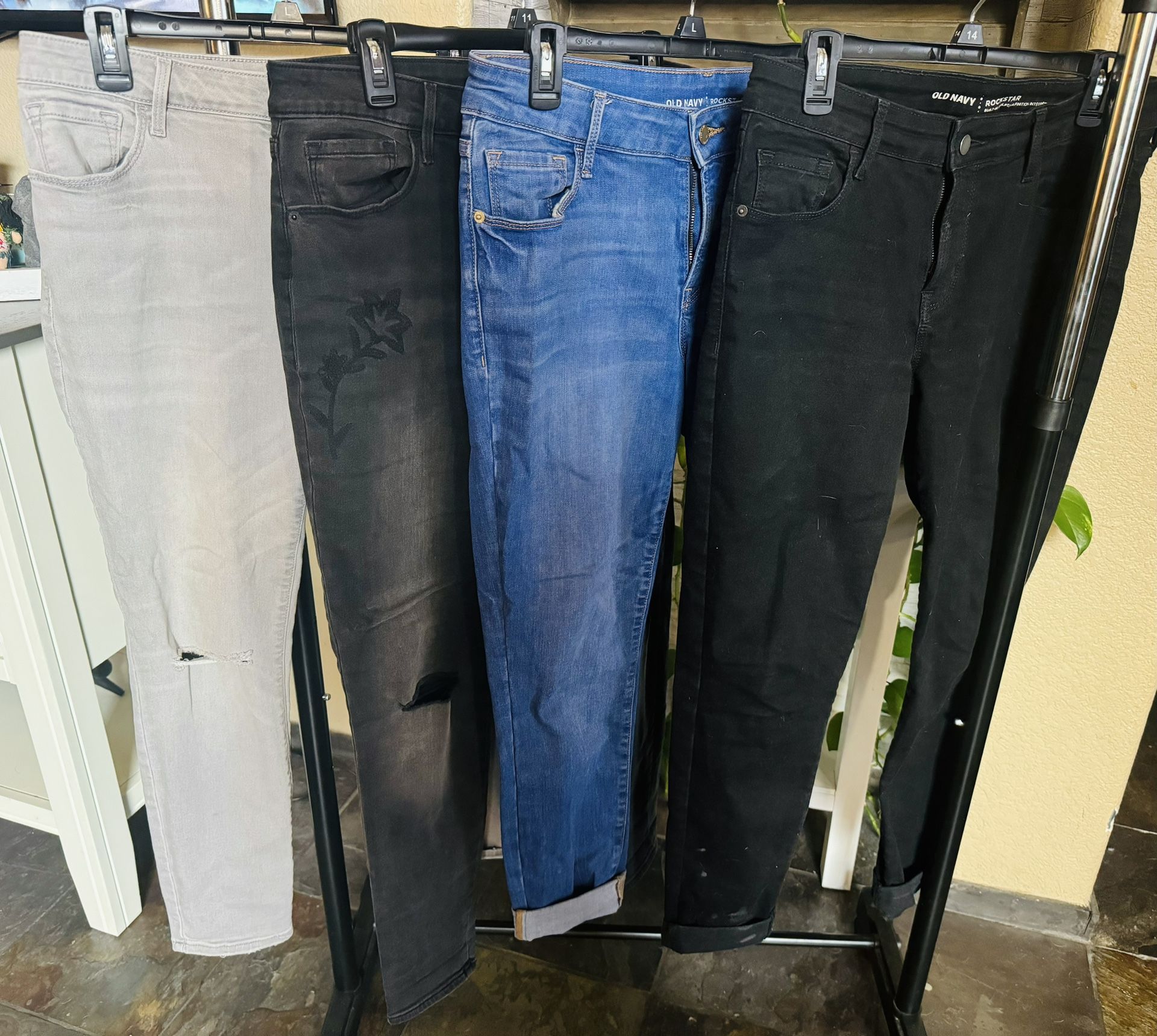 Old Navy Rockstar Jeans (4 Pairs)