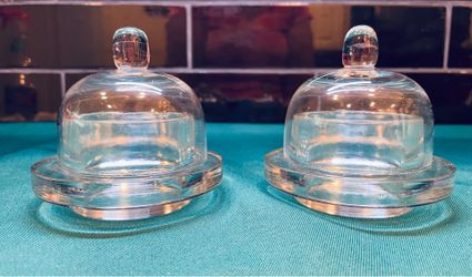 Adorable vintage pair of Princess House mini butter dishes with cloches