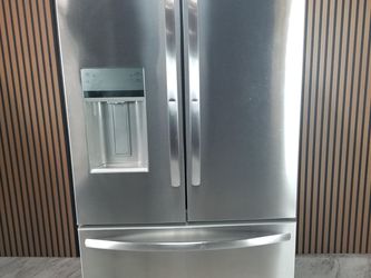 Frigidaire 36 Inch French Door Refrigerator with 27.8 Cu. Ft. Capacity, CrispSeal Crispers - Stainless Steel (FRFS2823AS-D-5189)