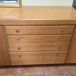 Free Dresser
