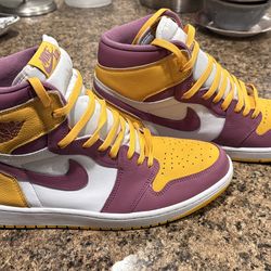 Jordan 1’s - Purple & Gold Size 13