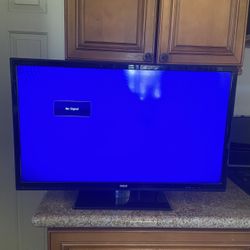 32 Inch RCA TV 
