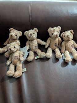 Love to Pieces Plush Bear Collection – Set of 5 $75 OBO
