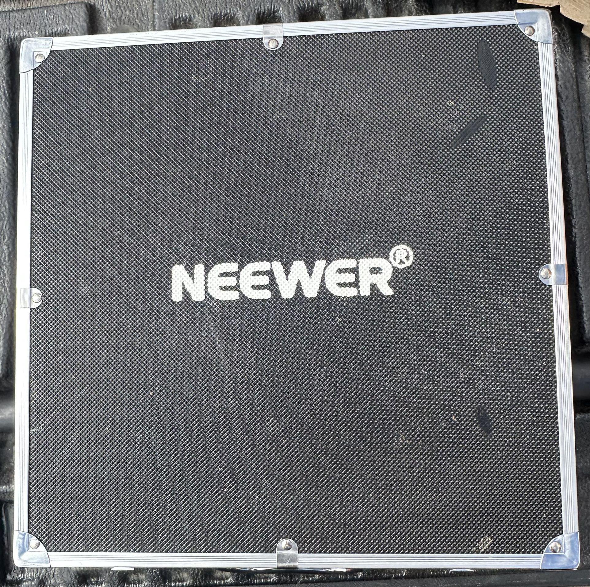 Neewer Teleprompter