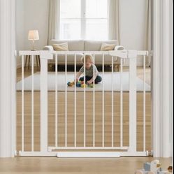 BRAND NEW, Safety Gate For Kids Or Pets